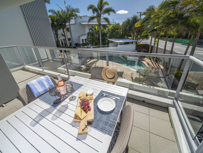 coolum at the beach resort 3br executive apartment 0