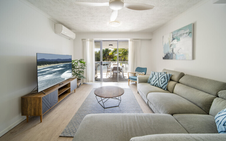 coolum at the beach resort 3br executive apartment 1